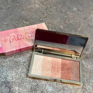 Touch in Sol Glowdient